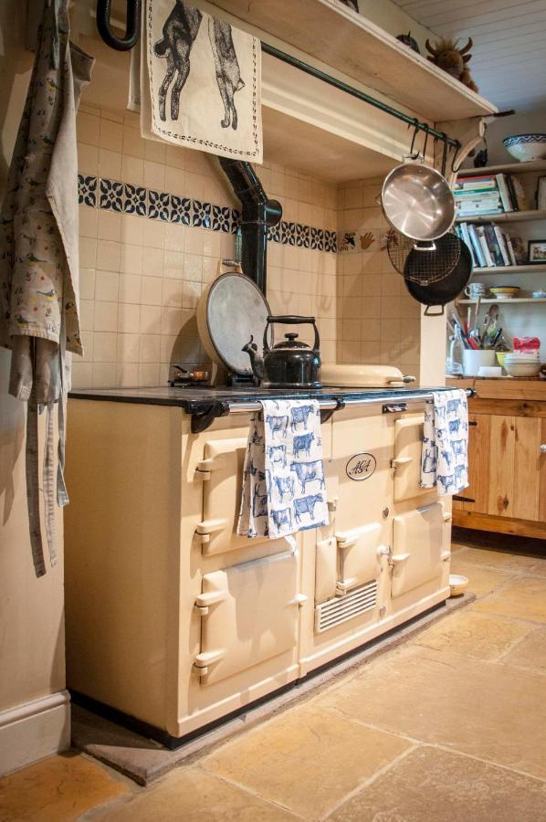 Milton Farm Bed and Breakfast East Knoyle Exteriör bild